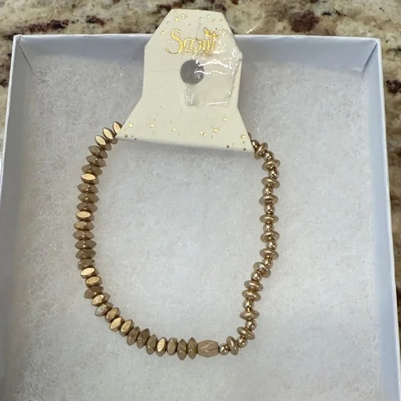Scout Gold and Silver Beaded Stretch Bracelet Set of 4 NWT - Picture 4 of 5